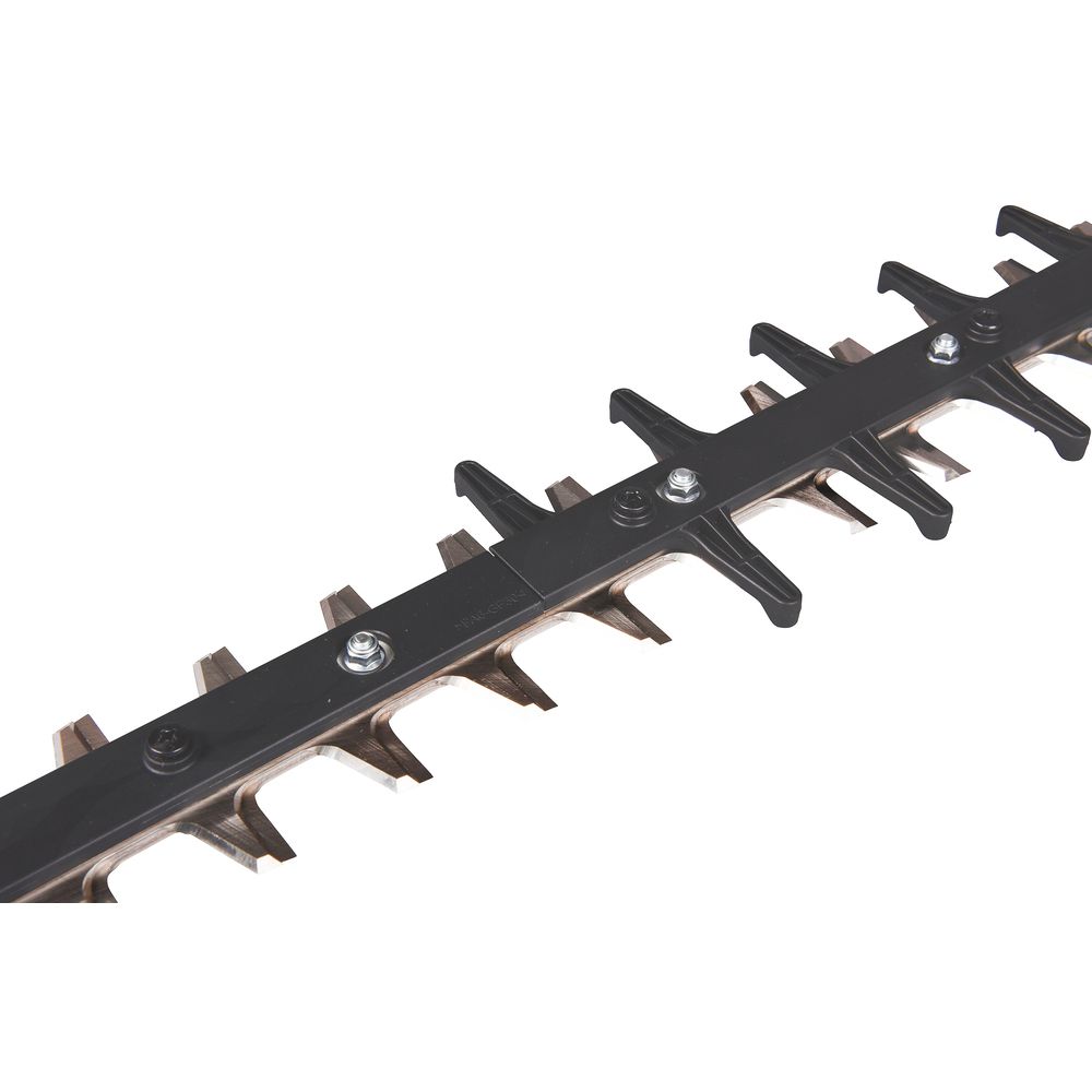 Набор Makita: аккумуляторный кусторез UH006GZ, 40 В, 600 мм, 4000 рез/мин + АКБ BL4040, 40 В, 4 Ач и ЗУ DC40RA, 40 В, 6 А, PT963