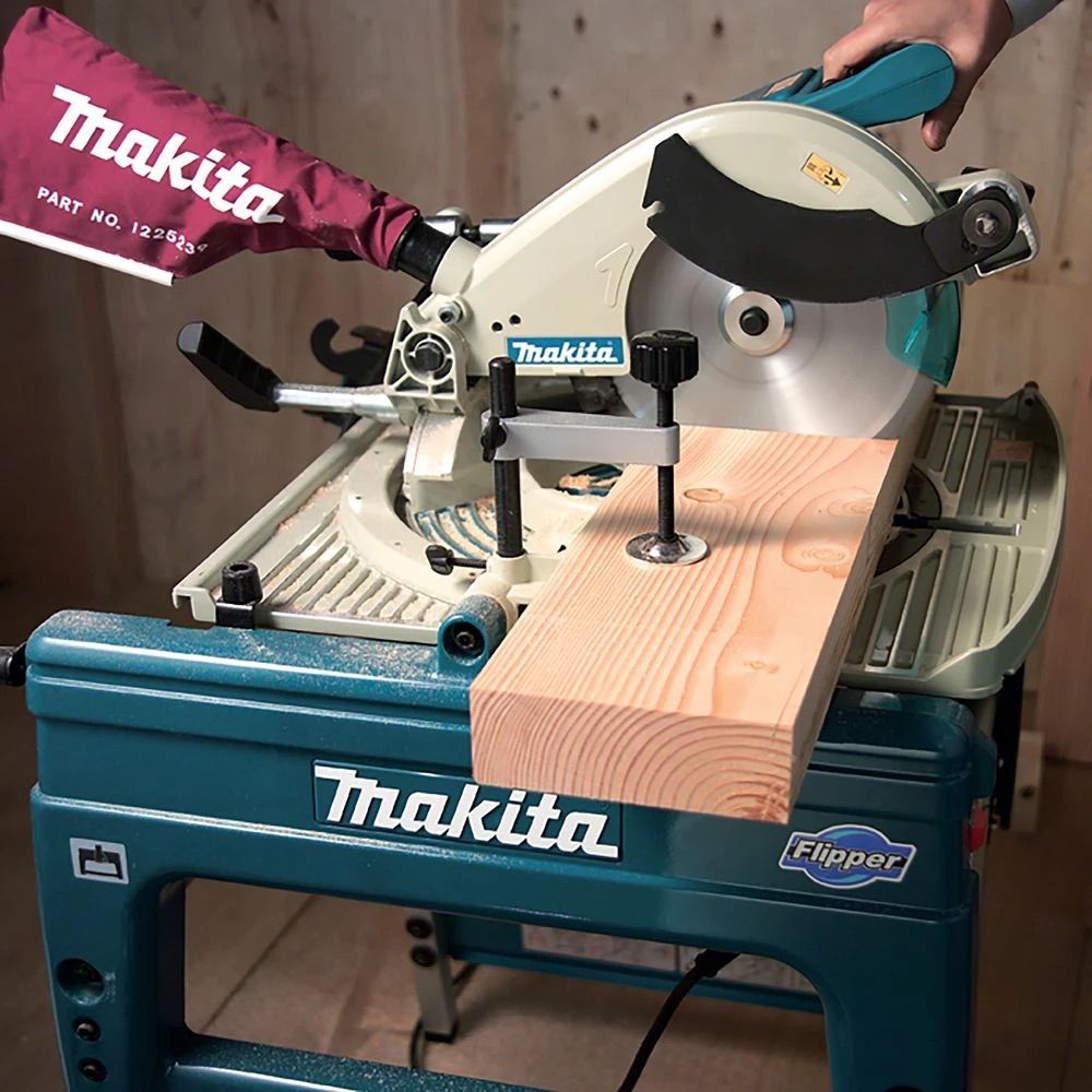 Комбинированная торцовочная пила Makita LF1000, 1650 Вт, 260 мм, 2700 об/мин