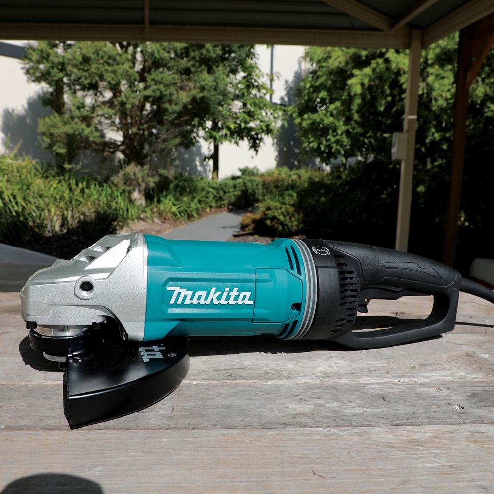 Угловая шлифмашина Makita, 2800 Вт, 230 мм, 6600 об/мин, GA9071X1