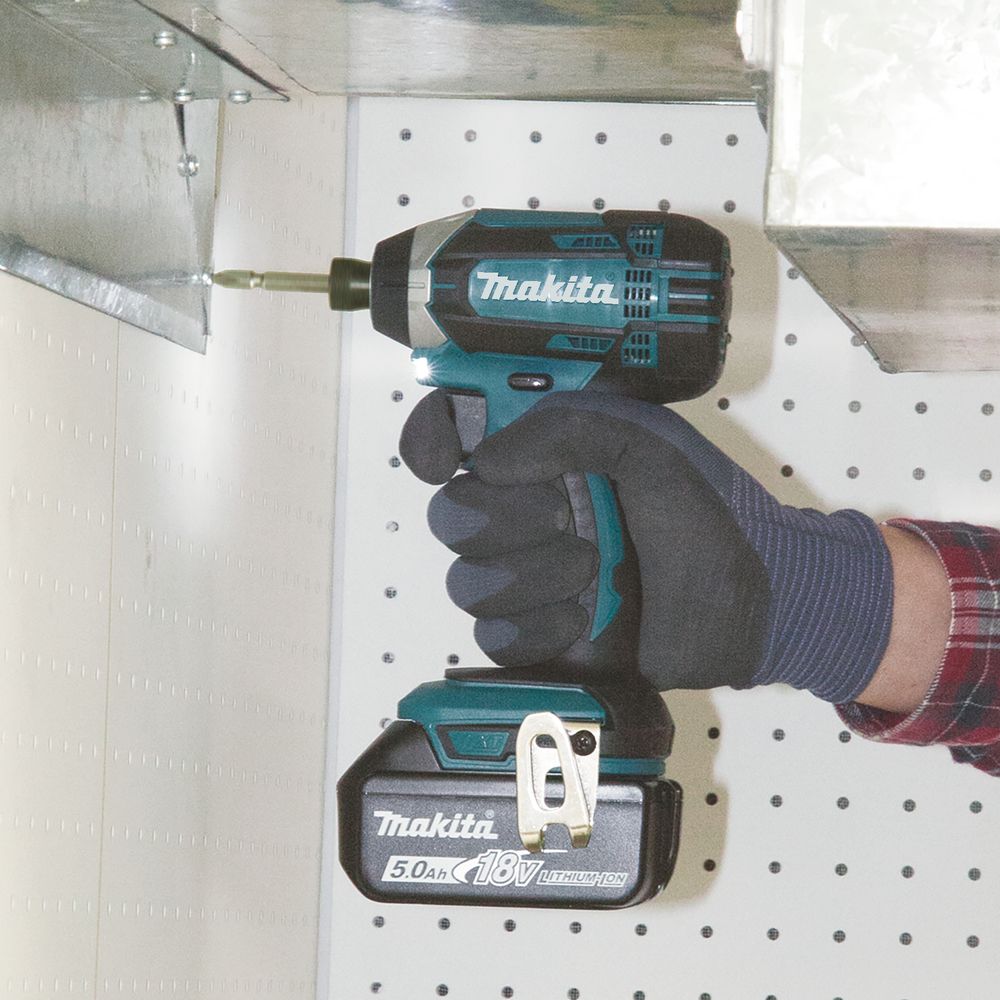 Аккумуляторный набор Makita, 18 В: перфоратор DHR202 + шуруповерт DTD152, с АКБ 3 Ач и ЗУ, в кейсе