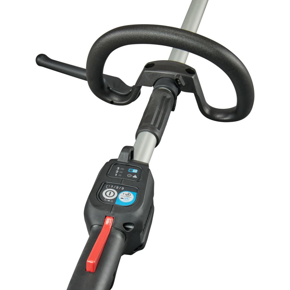 Набор Makita: аккумуляторный триммер UR007GZ01, 40 В, 7000 об/мин + аккумулятор BL4040, 40 В, 4 Ач + быстрое зарядное устройство DC40RA, PT959