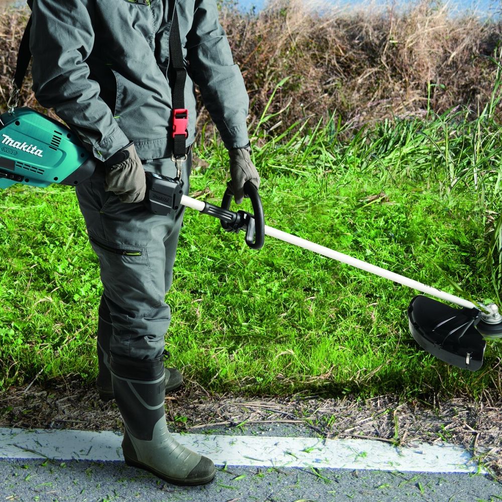 Набор Makita: аккумуляторный триммер UR007GZ01, 40 В, 7000 об/мин + аккумулятор BL4040, 40 В, 4 Ач + быстрое зарядное устройство DC40RA, PT959