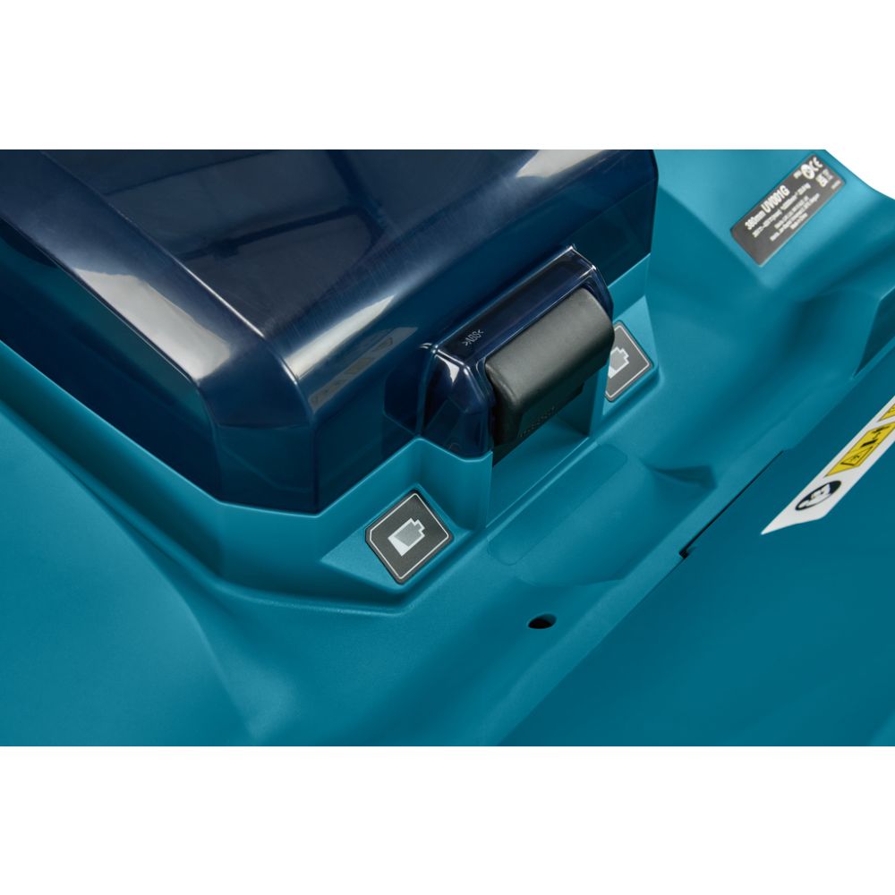 Аккумуляторный скарификатор-аэратор Makita, 40 В, 38 см, 50 л, 3200 об/мин, c 2 АКБ 4 Ач и ЗУ, UV001GM201