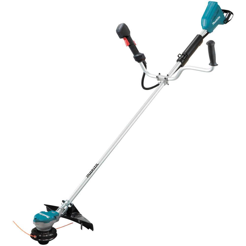 Аккумуляторный набор садовой техники Makita, 18 В: триммер DUR368 + цепная пила DUC302, с 2 АКБ 3 Ач и ЗУ