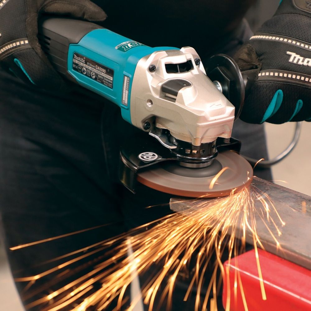 Набор электроинструмента Makita: угловая шлифмашина GA5090X01 + перфоратор HR5202C (ACSET-47)