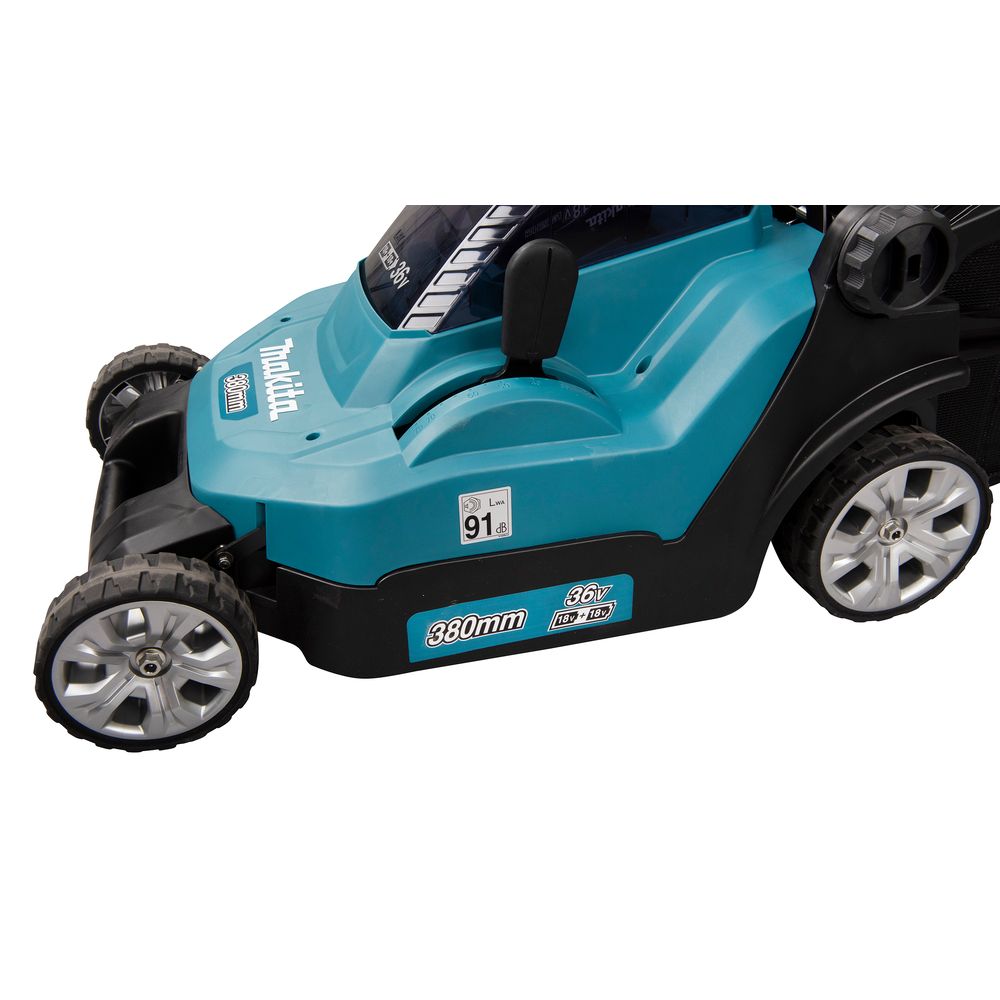 Аккумуляторная газонокосилка Makita LXT 2x18 В, 38 см, 40 л, с 2 АКБ 4 Ач и ЗУ, DLM382СM2
