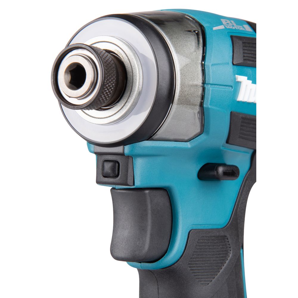 Аккумуляторный шуруповерт Makita DTD173RTJ, 18 В, 180 Нм, 3800 уд/мин, с 2 АКБ 5 Ач и ЗУ, в кейсе MakPac