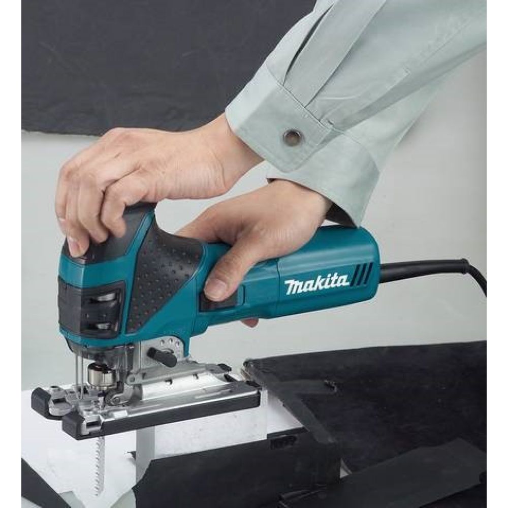 Лобзик Makita 4351CT, 720 Вт, 2800 ход/мин, 26 мм, в кейсе