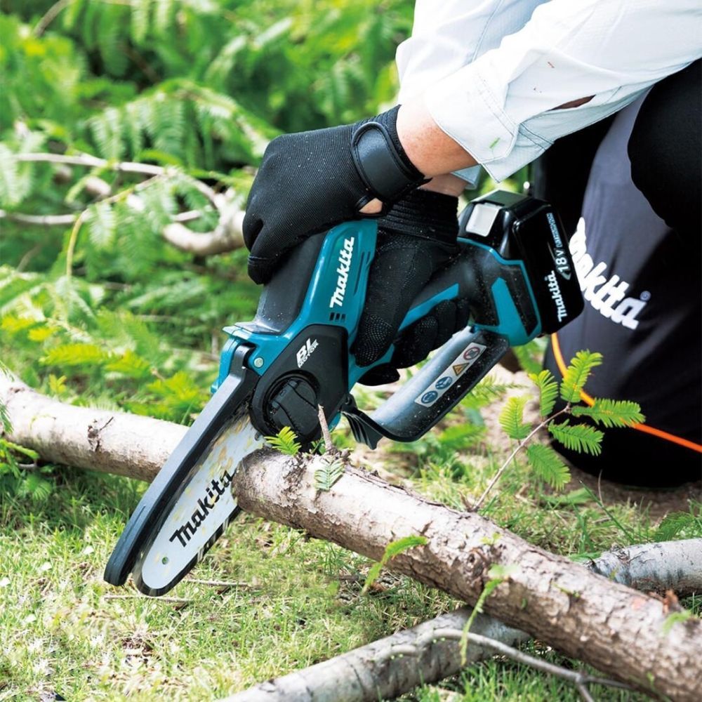 Аккумуляторная цепная пила Makita DUC150Z, 18 В, 15 м, без АКБ и ЗУ