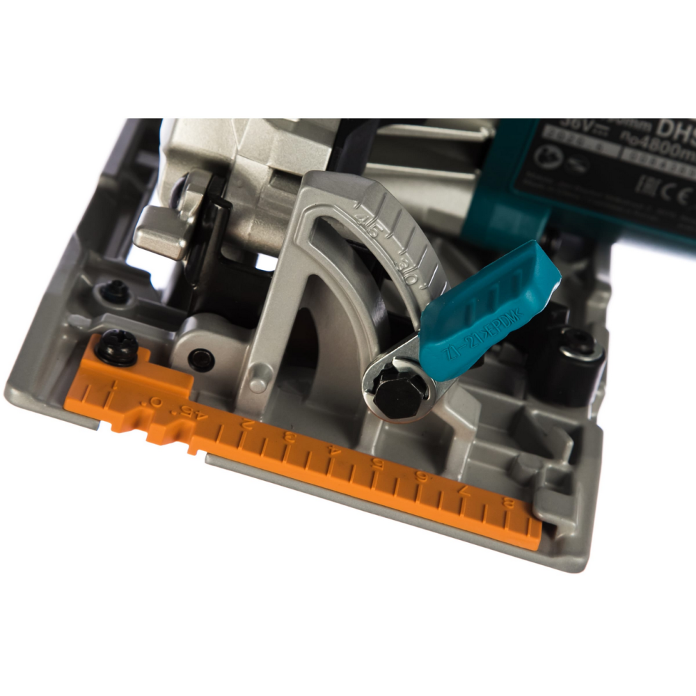 Аккумуляторная дисковая пила Makita LXT в кейсе MakPac-4 DHS710ZJ, без АКБ и ЗУ (УЦЕНКА-ПОВРЕЖДЕНА УПАКОВКА)