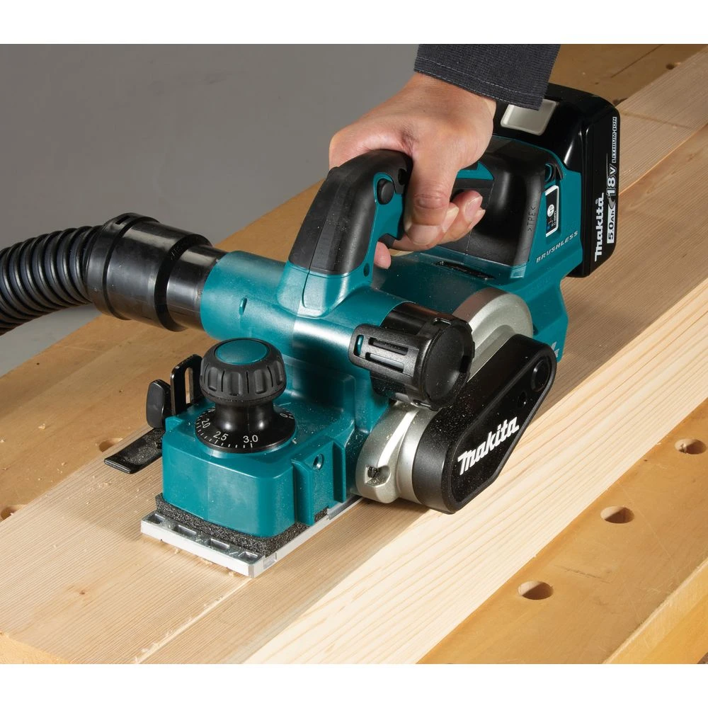 Аккумуляторный набор Makita, 18 В: рубанок DKP181Z + фрезер DRT50, без АКБ и ЗУ, в кейсе MakPac