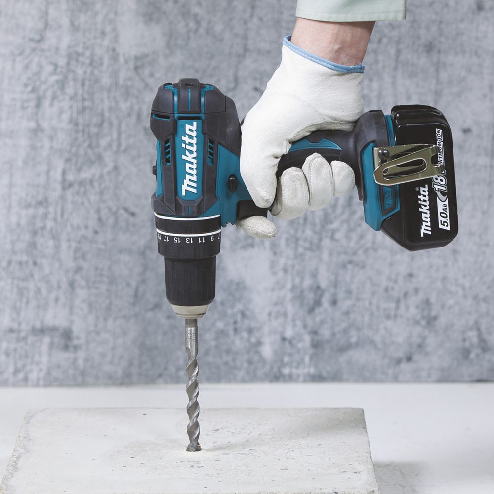 Аккумуляторная ударная дрель-шуруповерт Makita DHP482RTJ, 18 В, 1900 об/мин, 28500 уд/мин, с 2 АКБ 5 Ач и ЗУ, в кейсе MakPac