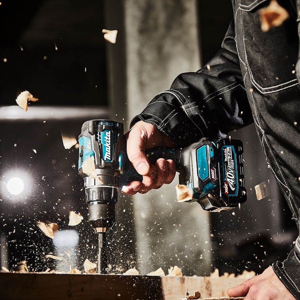 Набор аккумуляторного инструмента Makita, 40 В: угловая шлифмашина GA013GZ + дрель-шуруповерт DF001GZ, с АКБ 4 Ач и быстрым ЗУ 6 А (PT1422)