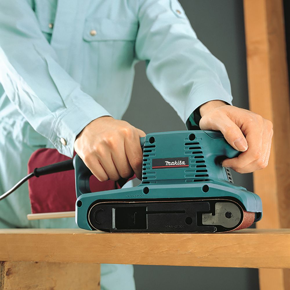 Ленточная шлифмашина Makita 9910J, 650 Вт, 270 м/мин, в кейсе MakPac