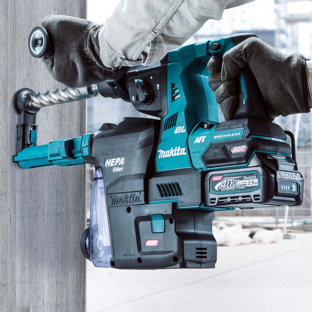 Набор Makita: 2 аккумуляторных перфоратора HR001GZ, 2.8 Дж, 5000 уд/мин + аккумулятор BL4040, 40 В, 4 Ач + быстрое зарядное устройство DC40RA, PT980