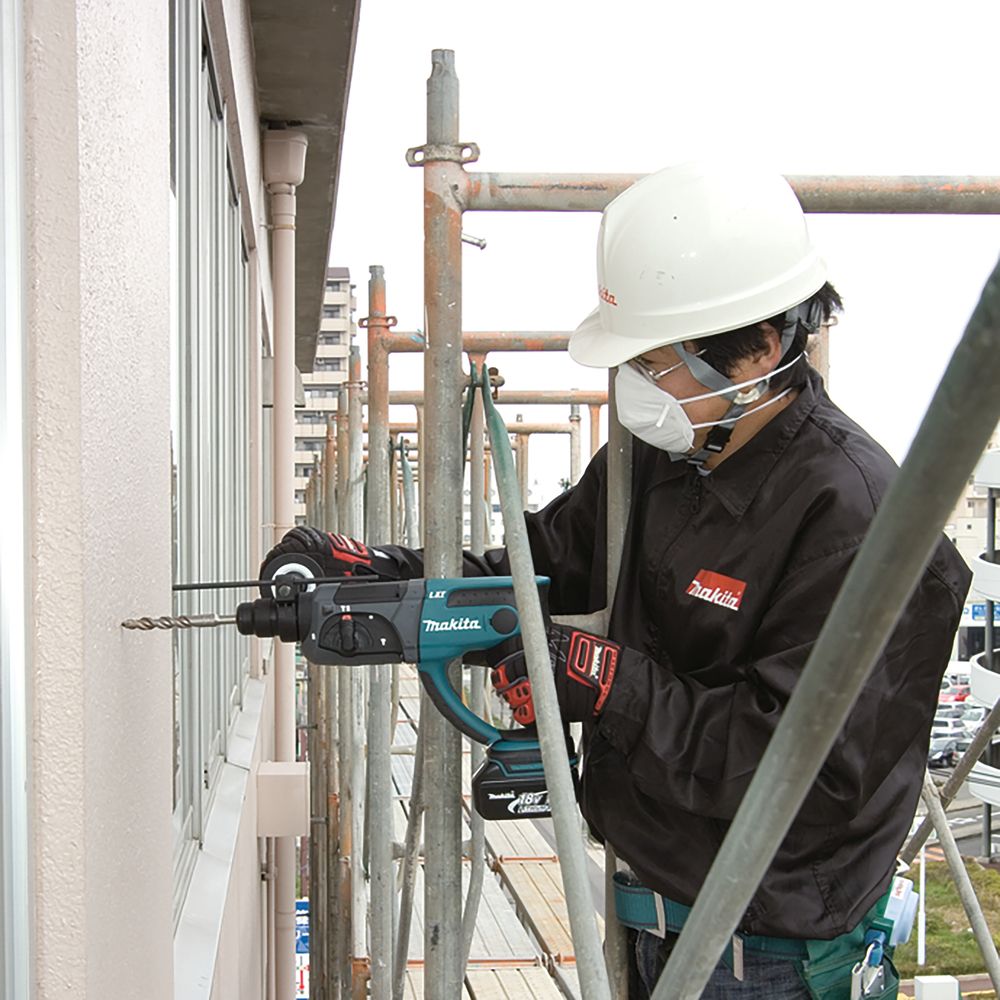 Аккумуляторный набор Makita, 18 В: дрель-шуруповерт DHP485 + перфоратор DHR202, с АКБ 3 Ач и ЗУ, в кейсе