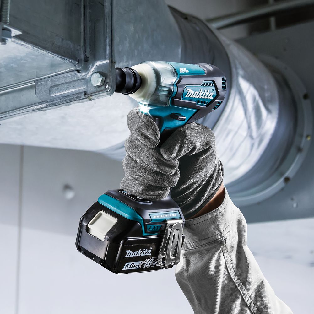 Аккумуляторный ударный гайковерт Makita DTW181Z, 18 В, 210 Нм, 3600 уд/мин, без АКБ и ЗУ