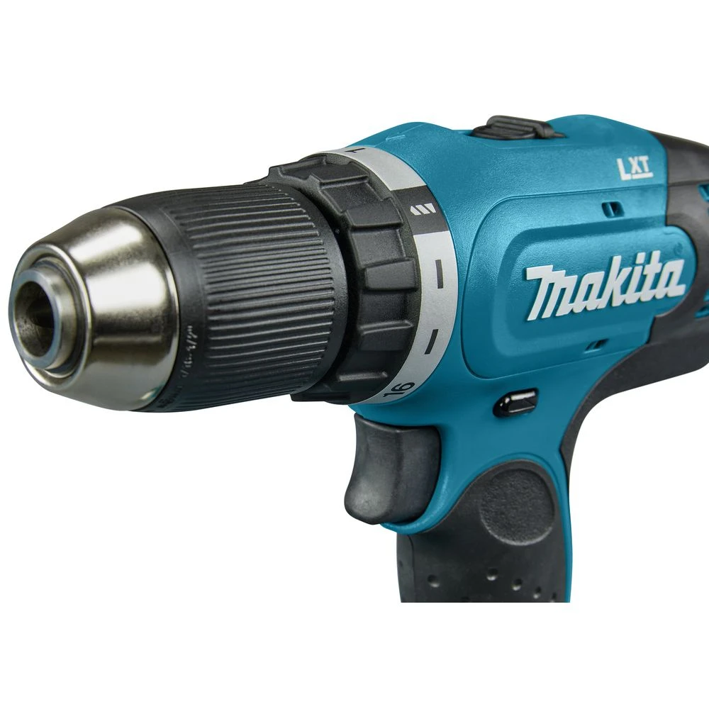 Набор Makita: аккумуляторная дрель-шуруповерт DDF453SYE, 18 В, 42 Нм, 1300 об/мин, с 2 АКБ 1.5 Ач и ЗУ, в кейсе + набор бит E-03084, 31 шт., PT1041