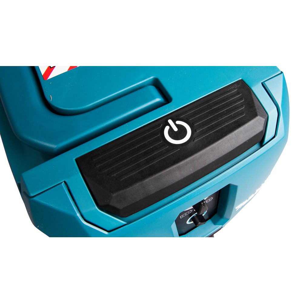 Набор Makita: аккумуляторный пылесос VC003GLZ, 15 л, 3.2 м³/мин + аккумулятор BL4040, 40 В, 4 Ач + быстрое зарядное устройство DC40RA, PT991