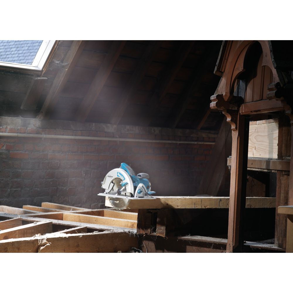 Пила циркулярная Makita 5008MG, 1800 Вт, 210 мм, 5200 об/мин