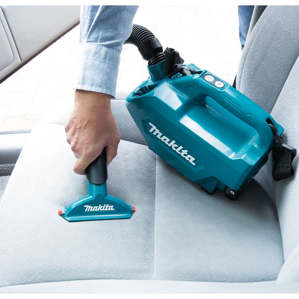 Набор Makita: аккумуляторный пылесос CL121DWA + аккумуляторная ударная дрель-шуруповерт HP333DZ, PT1001