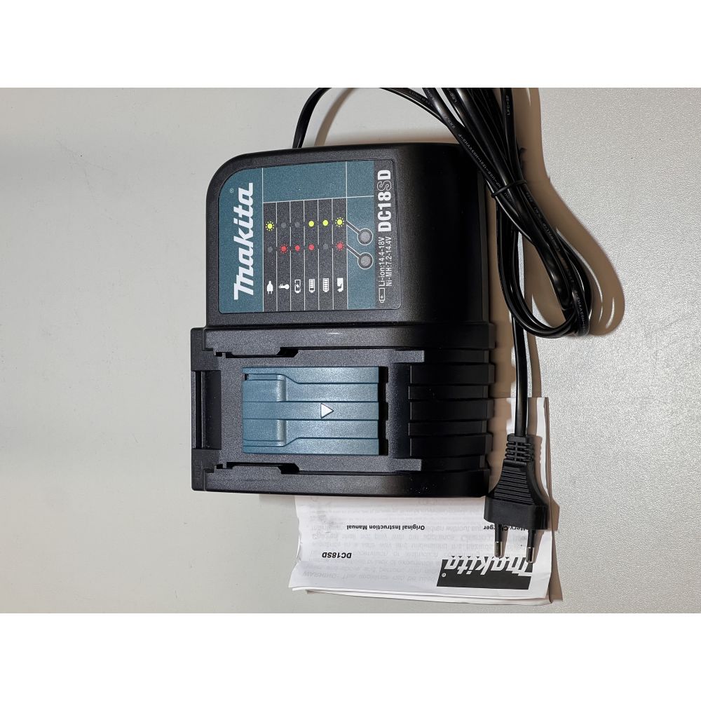 Зарядное устройство Makita DC18SD, 7.2-18 В, 2.6 А, (УЦЕНЕННЫЙ ТОВАР) (630881-4/U)