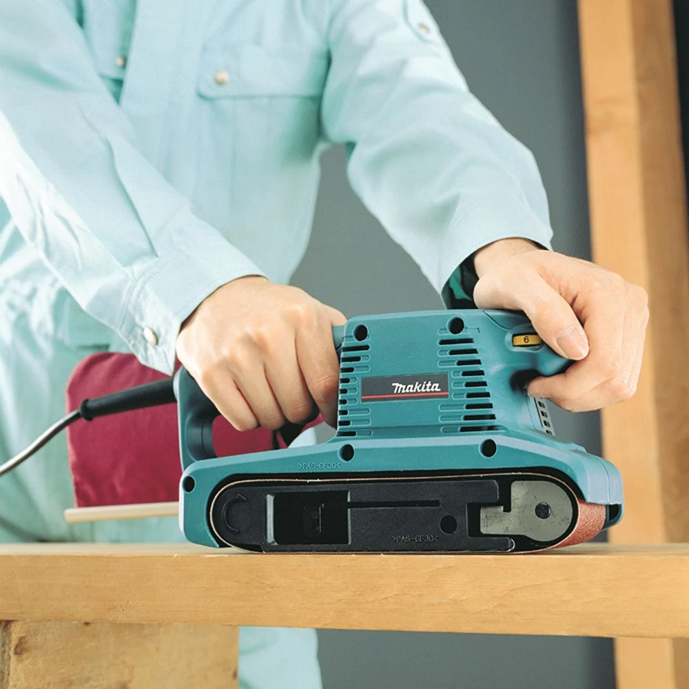 Ленточная шлифмашина Makita 9911J, 650 Вт, 270 м/мин, в кейсе MakPac