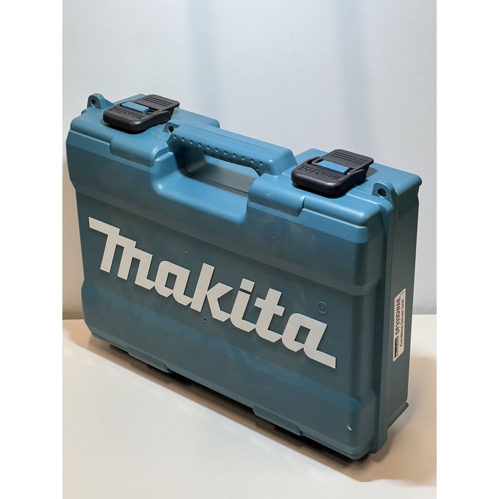 Аккумуляторная дрель-шуруповерт Makita DF333DWAE, 12 В, 1700 об/мин, с 2 АКБ 2 Ач и ЗУ, в кейсе (УЦЕНЕННЫЙ ТОВАР) (DF333DWAE/U1)