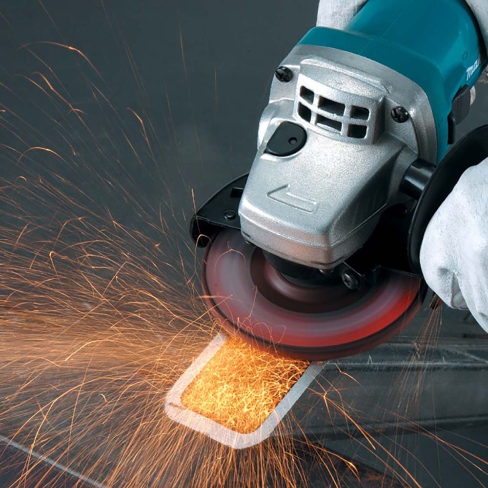 Угловая шлифмашина Makita 9558HN, 125 мм, 840 Вт, 11000 об/мин