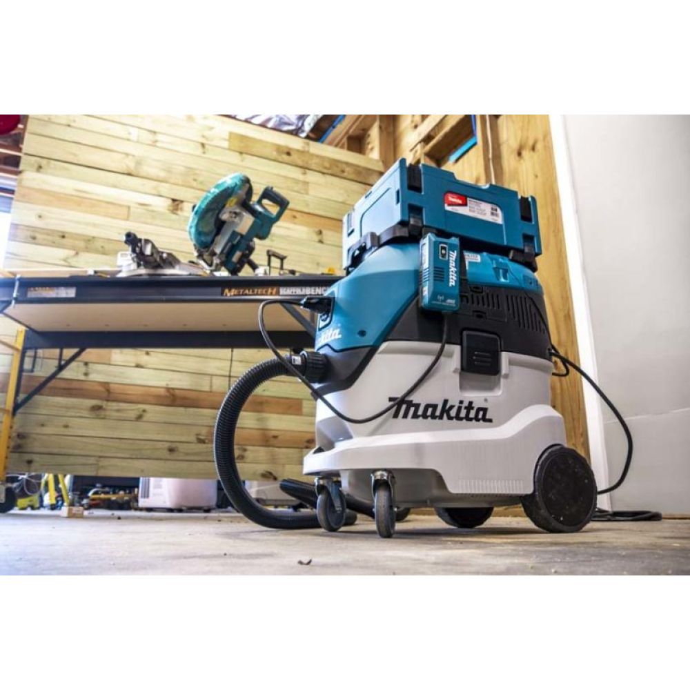 Электрический пылесос Makita VC4210M, для сухой и влажной уборки, класс пыли М