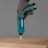 Аккумуляторная отвертка Makita DF012DSE, с 2 АКБ 1.5 Ач и ЗУ, в кейсе