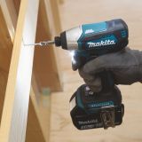 Аккумуляторный шуруповерт Makita DTD155ZJ, 18 В, 135 Нм, 3900 уд/мин, без АКБ и ЗУ, в кейсе MakPac