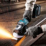 Аккумуляторная угловая шлифмашина Makita GA005GM201, 40 В, 125 мм, 8500 об/мин, с 2 АКБ 4 Ач и ЗУ, в кейсе