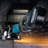 Аккумуляторная угловая шлифмашина Makita GA050GT101, 40 В, 125 мм, 11000 об/мин, c АКБ 5 Ач и ЗУ, в 2 кейсах MakPac