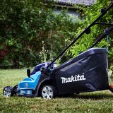 Аккумуляторная газонокосилка Makita LXT 2x18 В, 43 см, 50 л, с 2 АКБ 5 Ач и ЗУ, DLM432PT2