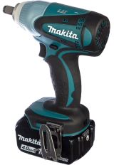 Аккумуляторный ударный гайковерт Makita DTW251RME, 18 В, 230 Нм, 3200 уд/мин, с 2 АКБ 4 Ач и ЗУ, в кейсе